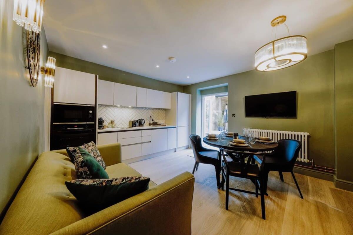 Apartamento Clifton 32 - Garden Flat With Hot Tub - Hopewell Bristol Exterior foto